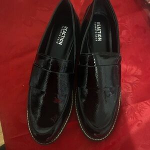 Reaction Kenneth Cole Glossy Black Loafers
